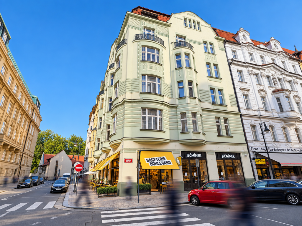 Bageterie Boulevard – Kaprova Street, Prague 1